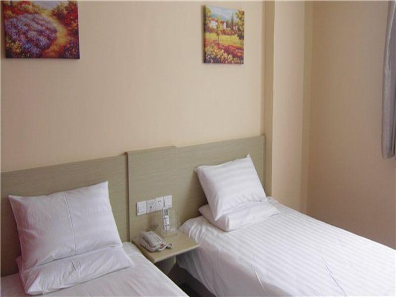 Hanting Express Sanya The First Market Branch Hotel エクステリア 写真
